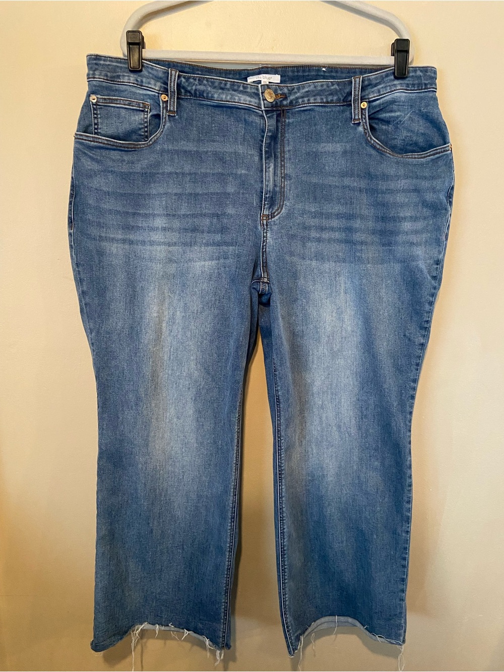 STS Blue Women's Cropped Wide-Leg Jeans in Medium Blue